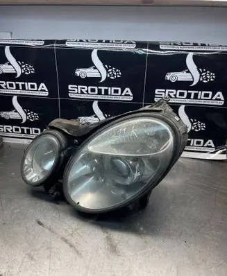 Mercedes-Benz E W211 Headlight/headlamp 16156300