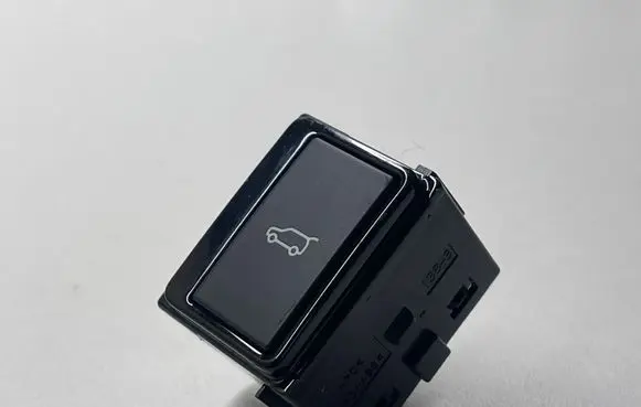 Jaguar I-Pace Tailgate/boot open switch button J9D3118654AA 1810241 2759858044
