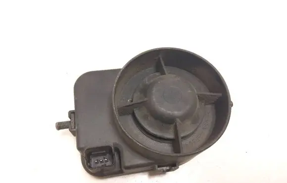 Volvo V50 Alarm system siren 8696043