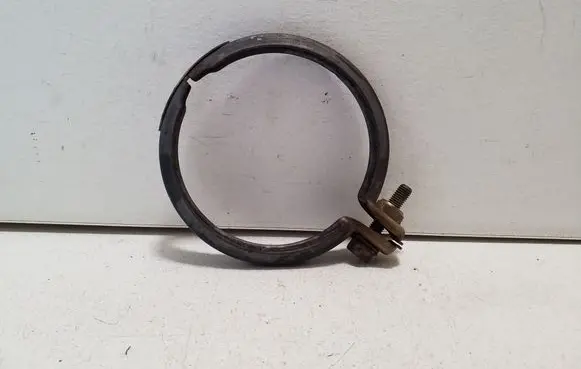 BMW 3 G20 G21 Muffler pipe connector clamp 7606136