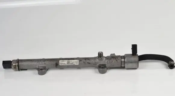 Mercedes-Benz A W176 Fuel main line pipe A6510700700 R9144Z240A 161012092920