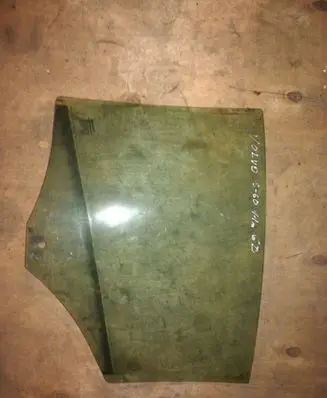 Volvo S60 Rear door window glass