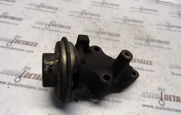 Toyota Avensis T220 EGR valve 2580027010