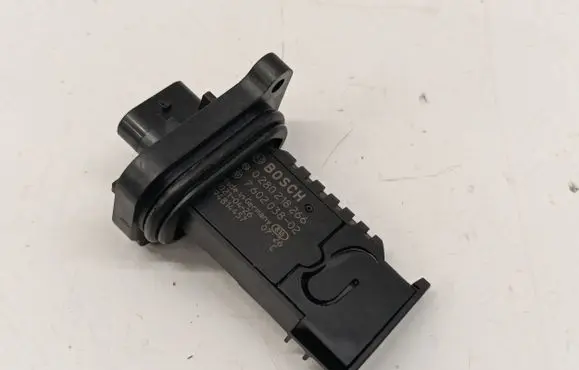Mini Cooper Countryman F60 Mass air flow meter 7602038
