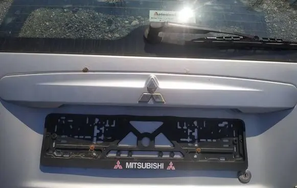 Mitsubishi Space Star Trunk door license plate light bar 
