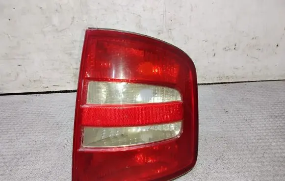 Skoda Fabia Mk1 (6Y) Rear/tail lights 6Y9945096B