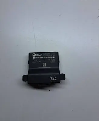 Volkswagen PASSAT B6 Gateway control module 3C0907951A 3C0907530C