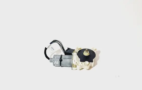 Mercedes-Benz E W211 Front door window regulator motor A2118203042 993627101