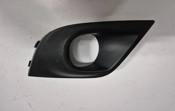 Renault Clio IV Under headlight/headlamp trim 261A28633R