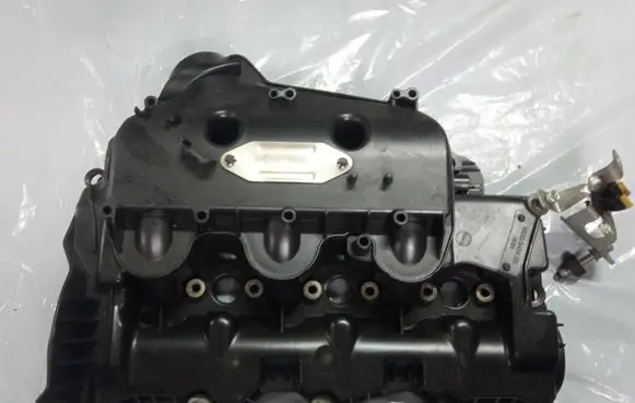 Citroen C5 Rocker cam cover 9X2Q9424EB