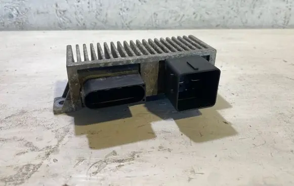 Renault Laguna III Glow plug pre-heat relay 8200558438A RCS812