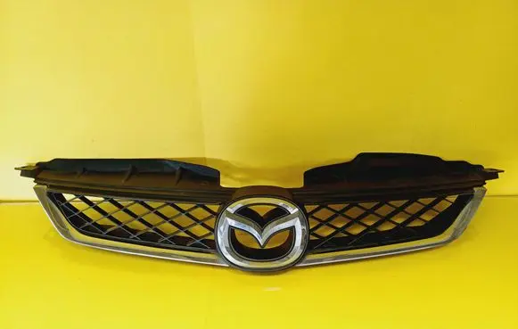 Mazda 5 Front grill C23550711