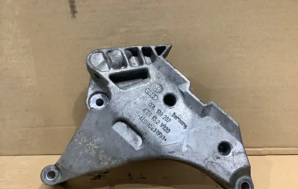 Volkswagen Sharan Engine mounting bracket 03L199207