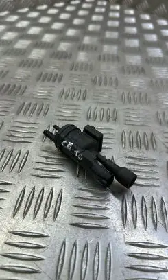 Mercedes-Benz E W212 Vacuum valve 0025407097