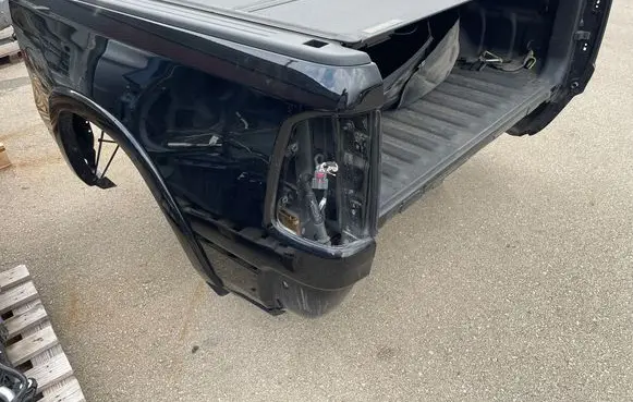 Dodge RAM Pickup box 