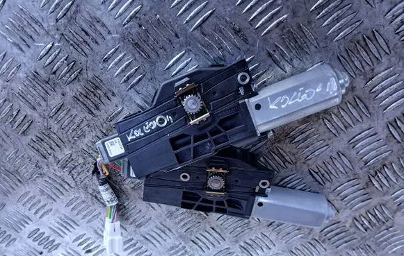 Renault Koleos II Sunroof motor/actuator WR07E001AH