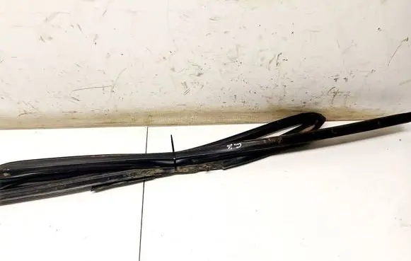 Nissan X-Trail T30 Rubber seal rear door 