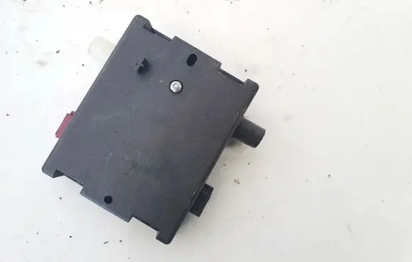 BMW 3 E90 E91 Antenna control unit 6520914149101 65.20914149101
