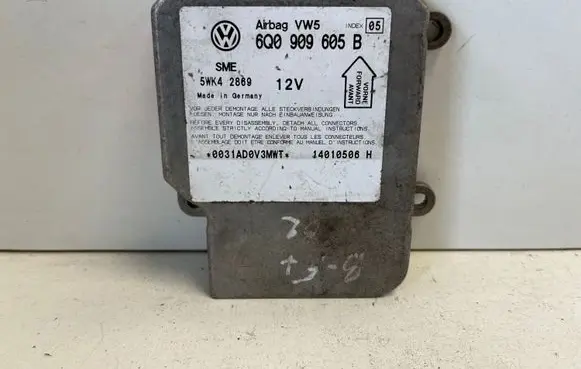Volkswagen PASSAT B5.5 Airbag control unit/module 6Q0909605B 5WK42869