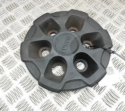 Iveco Daily 6th gen R20 wheel hub/cap/trim 5801804147