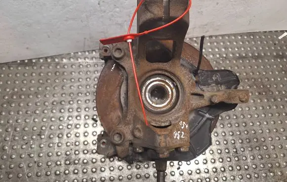 Peugeot Boxer Front wheel hub spindle knuckle S25062510