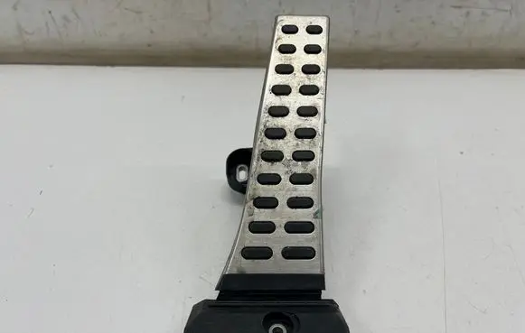 KIA Sportage Accelerator throttle pedal 32700N7110