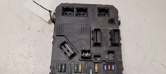 Peugeot 407 Comfort/convenience module 9655708380 BSIS0200 S120104700L