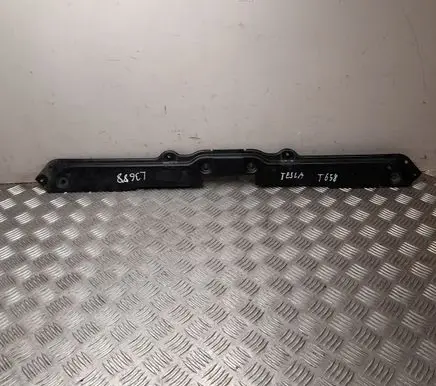 Tesla Model 3 Other center console (tunnel) element 110005501C