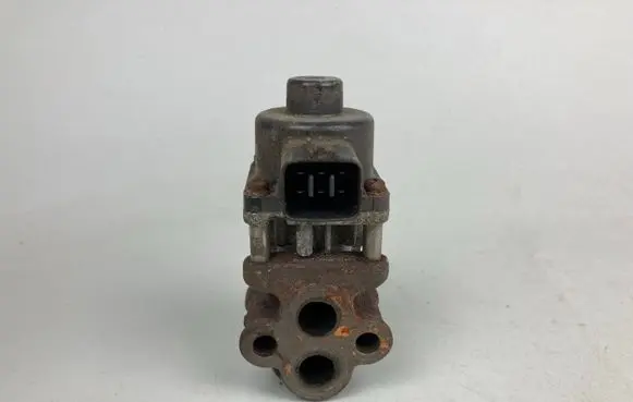 Subaru Legacy EGR valve