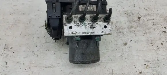 Land Rover Discovery 3 - LR3 ABS Pump 0265234074
