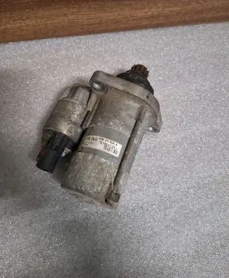 Volkswagen PASSAT B6 Starter motor 02M911024A TS18ER123