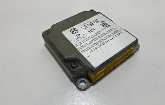 Volkswagen PASSAT B5 Airbag control unit/module 1J0909607 5WK4199
