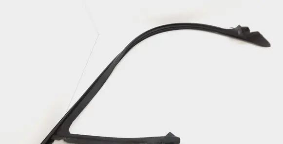 Mercedes-Benz CLS C219 Front door rubber seal A2197200254