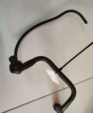Audi A4 S4 B5 8D Vacuum line/pipe/hose 