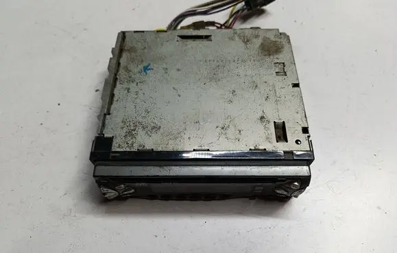 Honda Civic Radio/CD/DVD/GPS head unit KD-S641 11882498