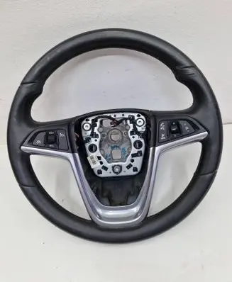 Opel Insignia A Steering wheel 13316547 2325A00152