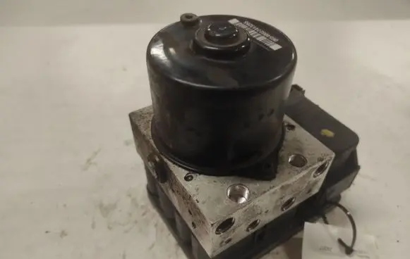 Mazda 3 I ABS Pump 06540827413255 IYU5D30Q34 10096001153