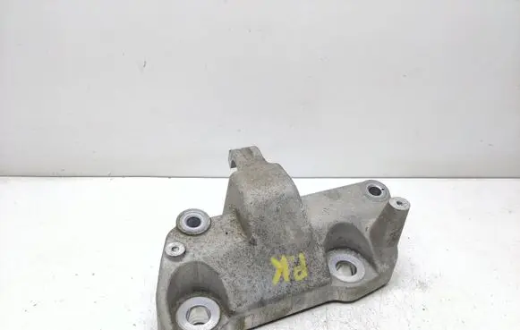 Polestar 2 Engine mounting bracket 31686307