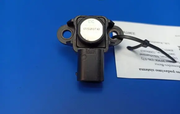 Mercedes-Benz Sprinter W906 Air pressure sensor A0061531428 0261230142