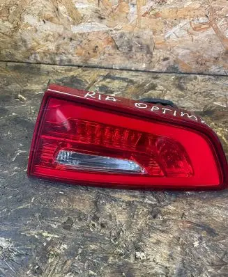 KIA Optima Tailgate rear/tail lights