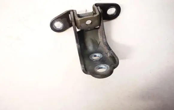 Hyundai ix35 Rear door lower hinge