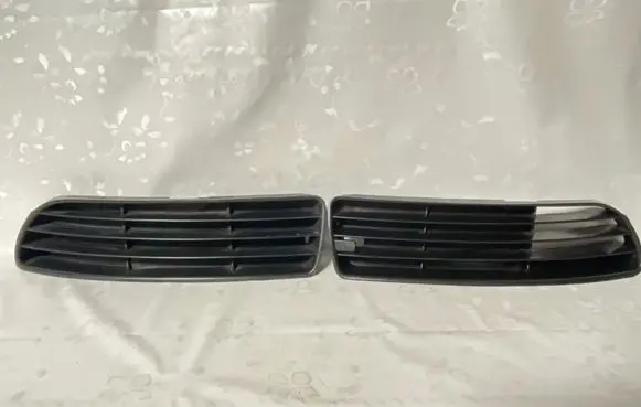 Audi A4 S4 B5 8D Front fog light trim/grill 8D0807345B