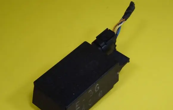 BMW 3 E46 AUC sensor 8391470 6411-8391470 64118391470