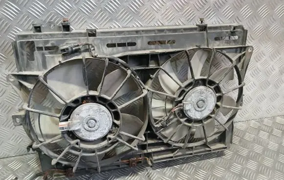 Toyota Corolla Verso AR10 Fan set D74227502520