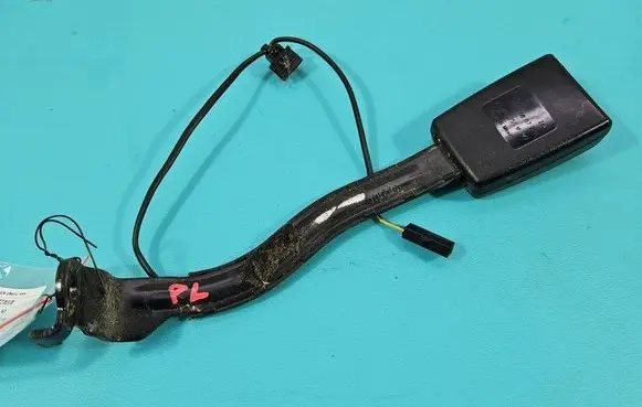Volkswagen Golf VI Front seatbelt 1K4857755M IMPRK1439064