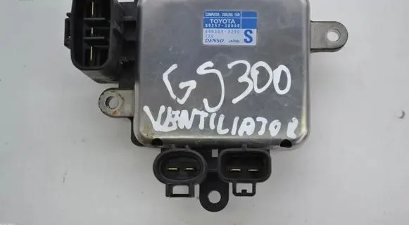 Lexus GS 300 350 430 450H Coolant fan relay 4993003290 8925730060