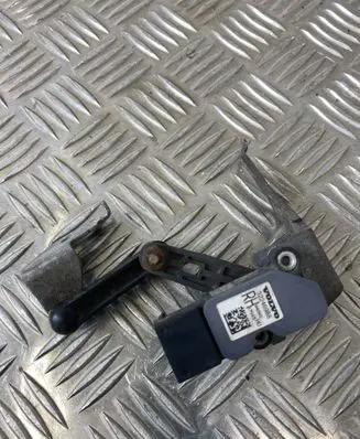 Volvo XC60 Headlight/headlamp level sensor 32246988