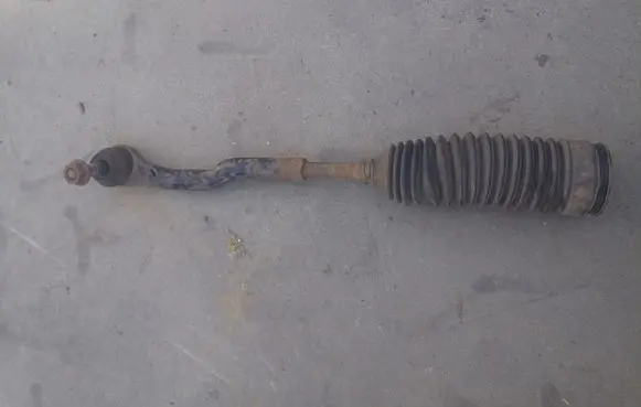 Mazda 6 Steering tie rod 