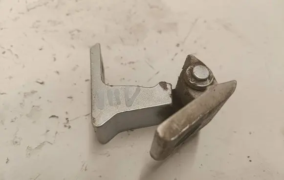Audi A6 Allroad C7 Front door upper hinge