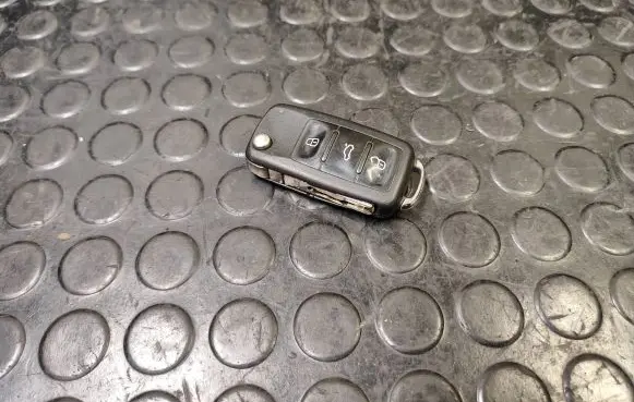Ignition key/card